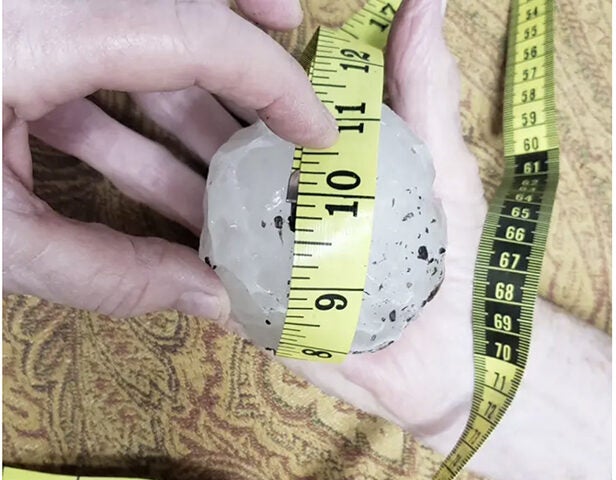 Hailstones batter Leakey-Rio Frio